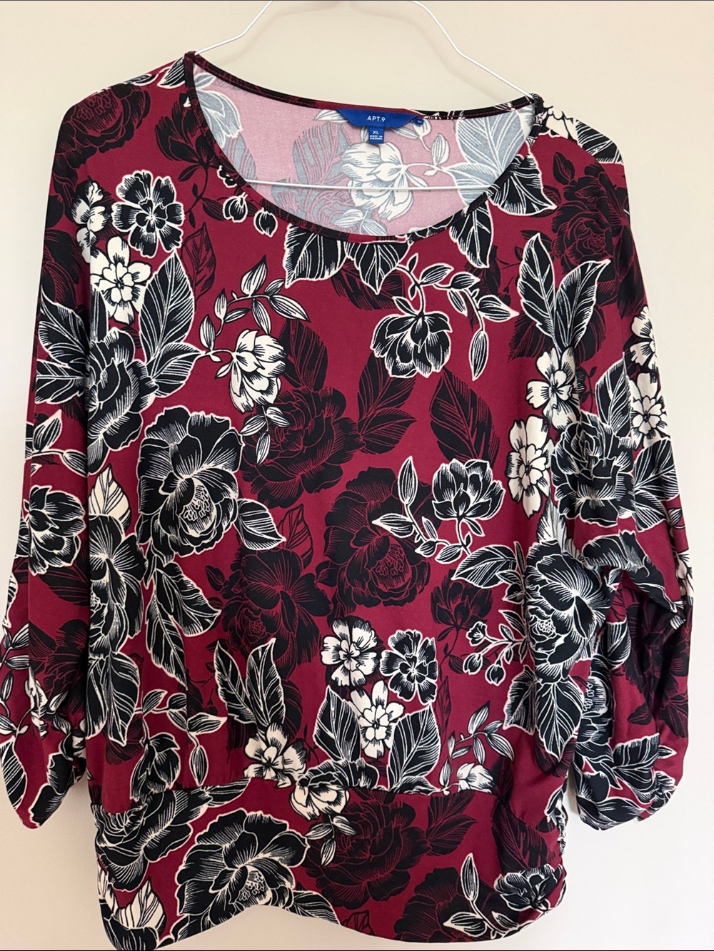 Apt. 9 Women's Burgundy Floral Blouson Tunic